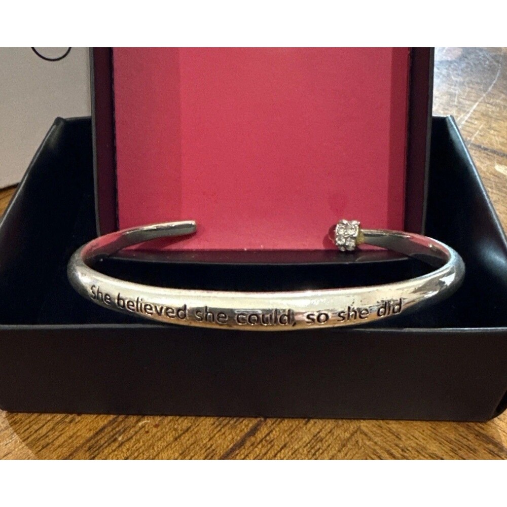 Avon I Am Fabulous Bracelet “She Believed…” Silvertone 2016 W/Box & Sleeve NWOT